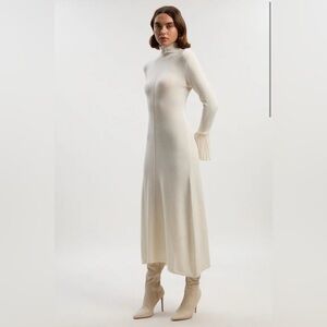 Karen Millen NWOT Wool and Alpaca Blend Knit Pleated Silk Woven Cuff Midi Dress